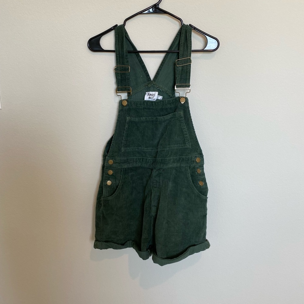 Short overalls